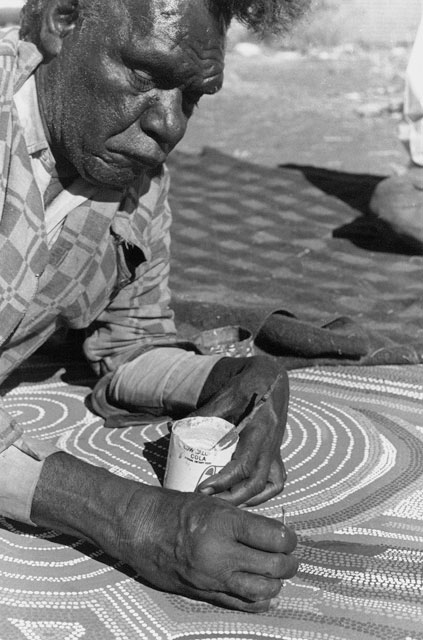 Yala-Yala-gibbs-Tjungurrayi- photo of Yala-Yala-gibbs-Tjungurrayi-