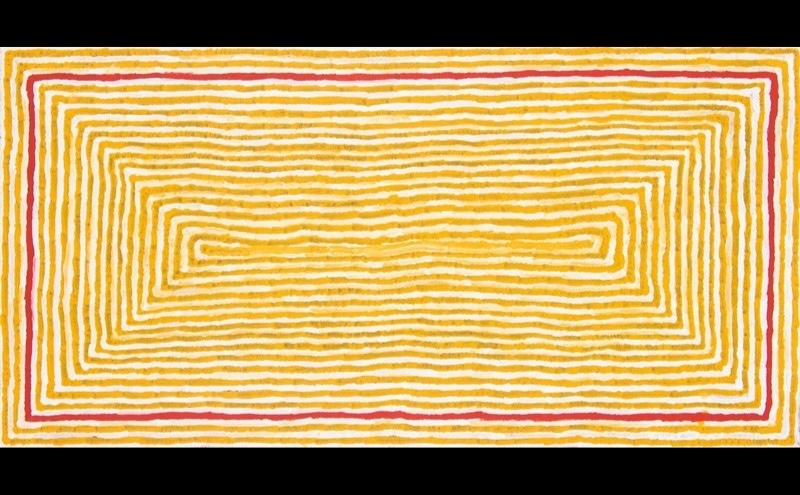 Tjumpo Tjapanangka Wati Kutjarra 2004, with closely spaced yellow ochre and white parallel lines forming a long rectangular composition bordered by a single red line.