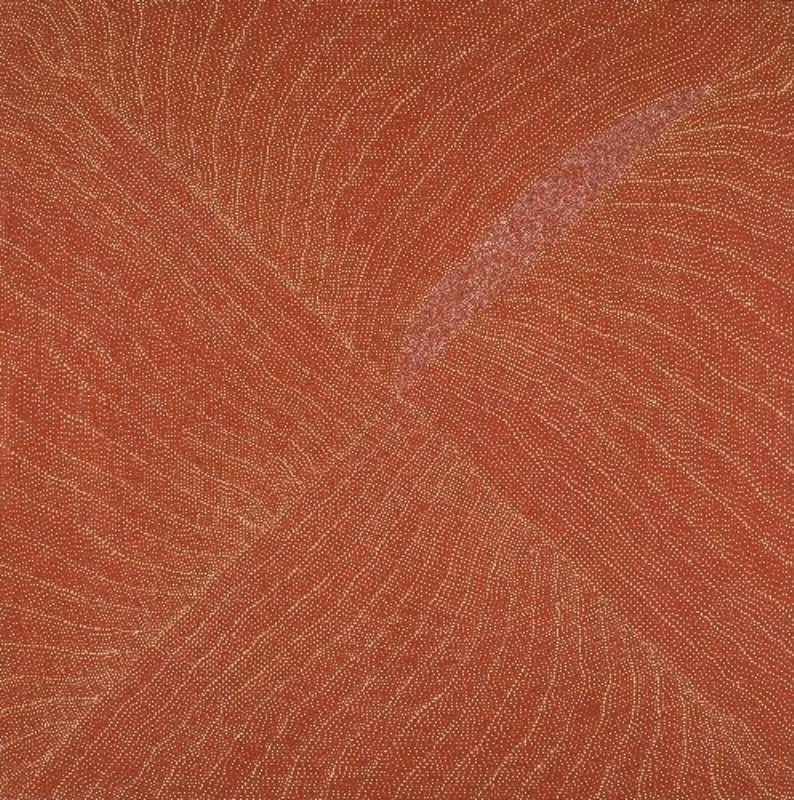 Kathleen Petyarre’s Mountain Devil Lizard Dreaming – Sandstorm, 2001, with flowing fields of fine pale dots surrounding an elongated form on a red ground.